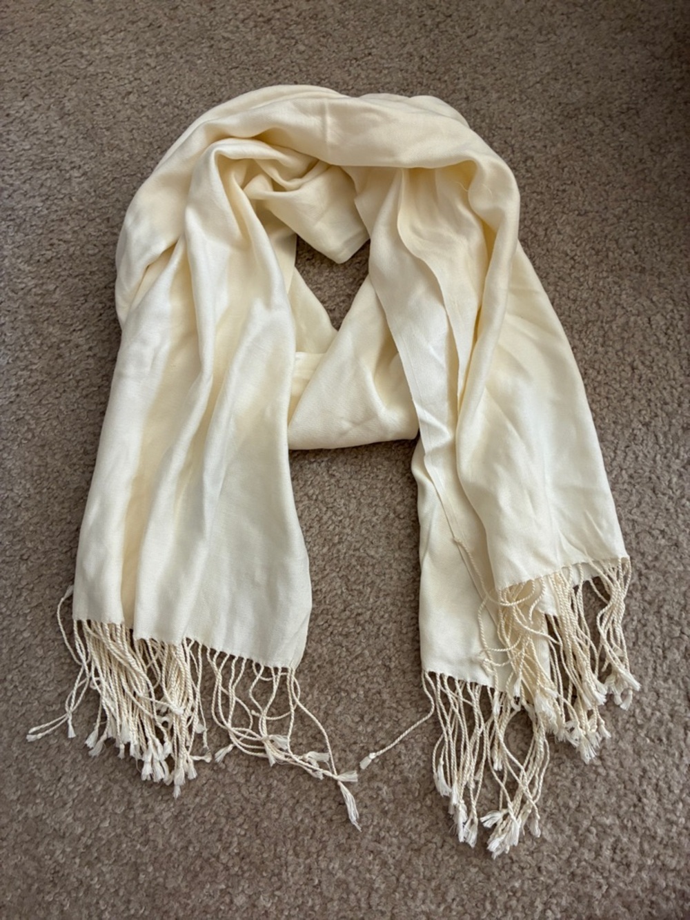 Summer discounted Jones New York Cream White Fringe Large Scarf Wrap